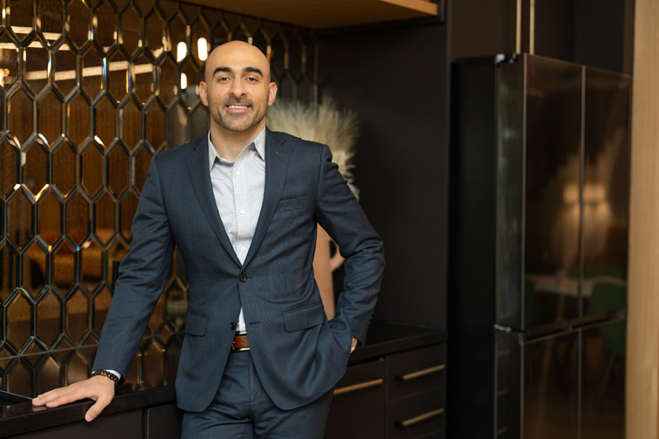 
															Arash Hamidi		